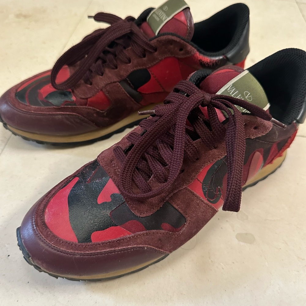 Valentino maroon sneakers